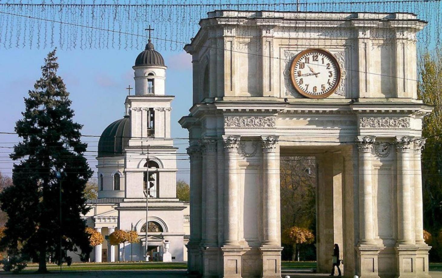 Comfort Chisinau Bagian luar foto